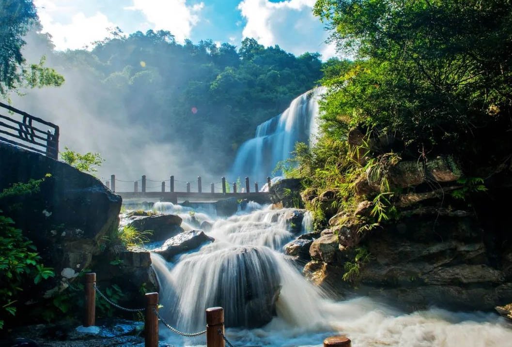 旅游景点介绍：探索引人入胜的旅游胜地